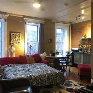 Brownstone Loft 30 Day Bookings Appartement