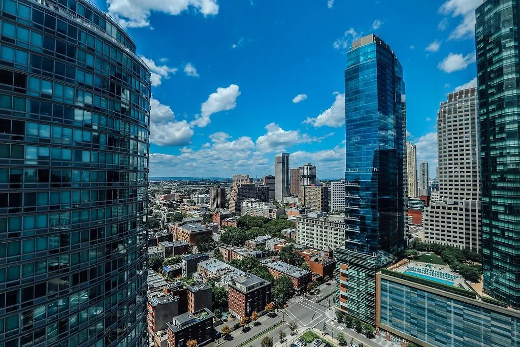 Liberty Towers - A Premier Furnished Apartment New York